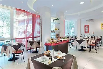 Hotel Rubens Rímini 3*,