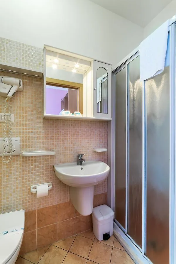 Hotel Rubens Rimini 3*,
